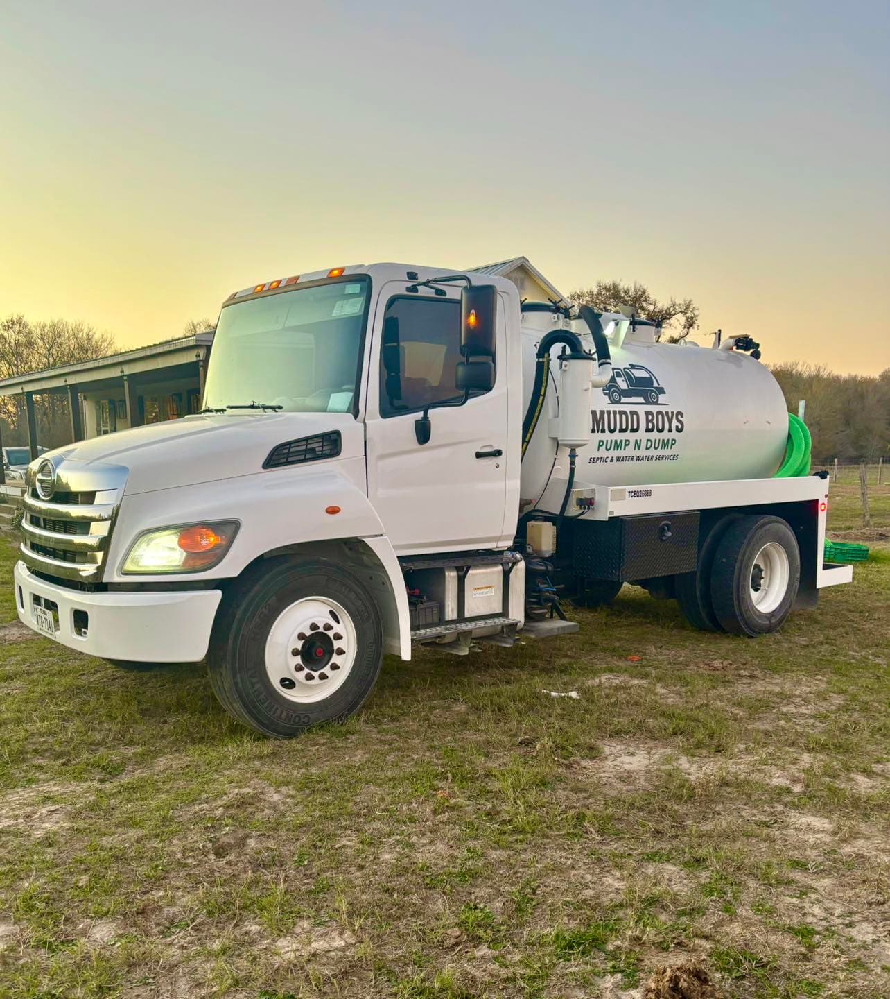MUDD BOYS septic pumping truck serving La Grange, TX and Fayette County, Texas